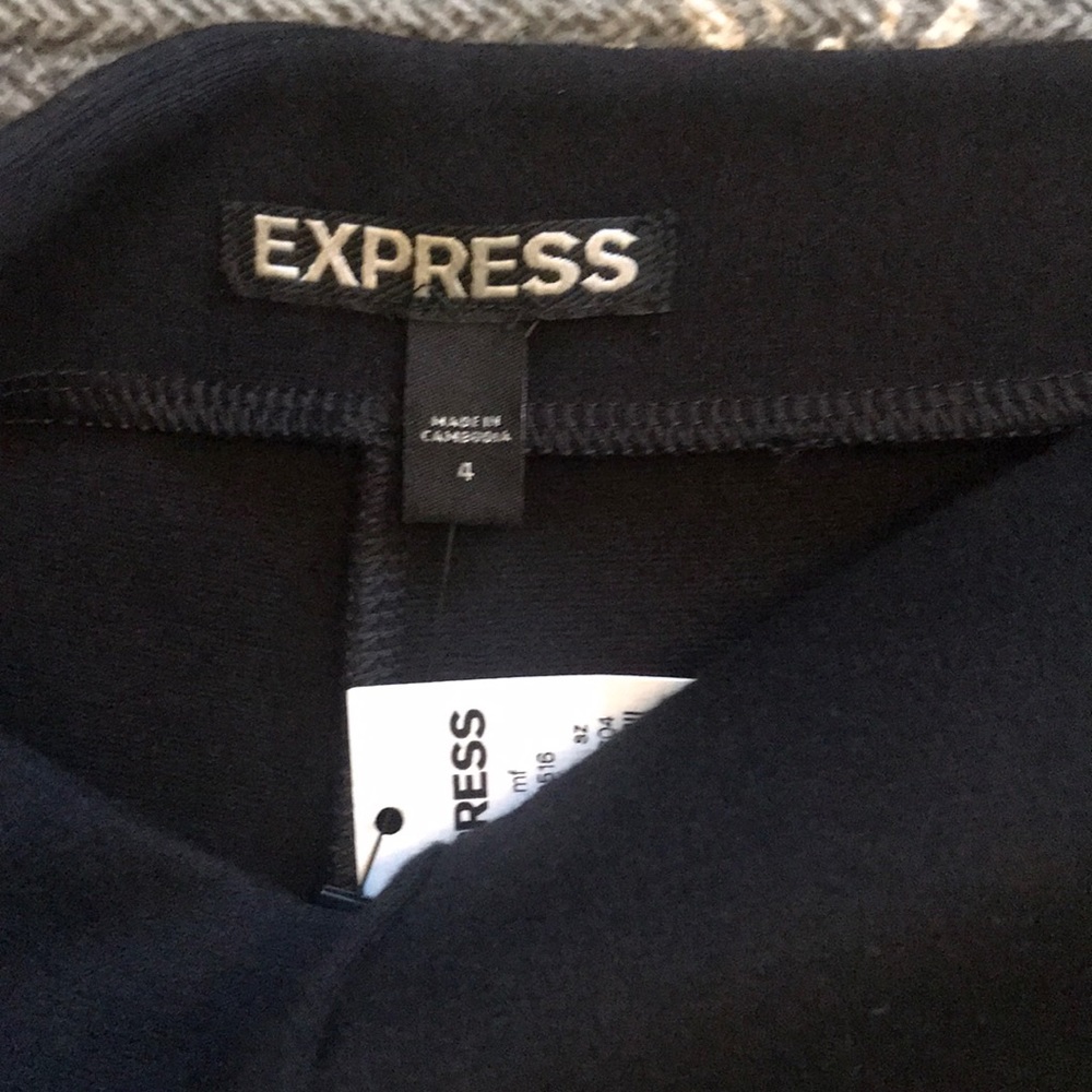 Express shorts - Picture 2 of 2